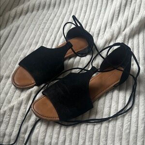 Universal Thread Black Lace-Up Suede Open-Toe Sandals